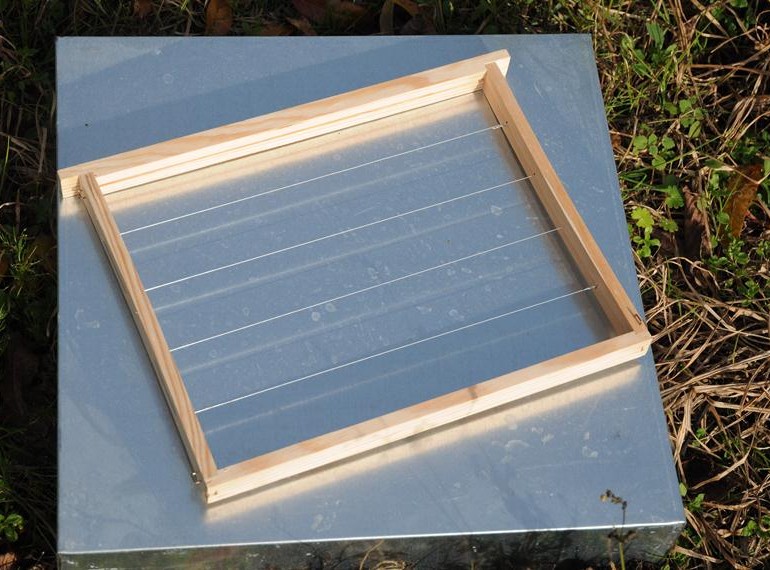 quadro-de-ninho-para-colmeia-lusitana-timberbee